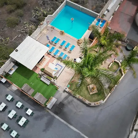 Bernegal Maday Hot Tub Climatizado Piscina Y Jardin Villa Buzanada Exterior photo