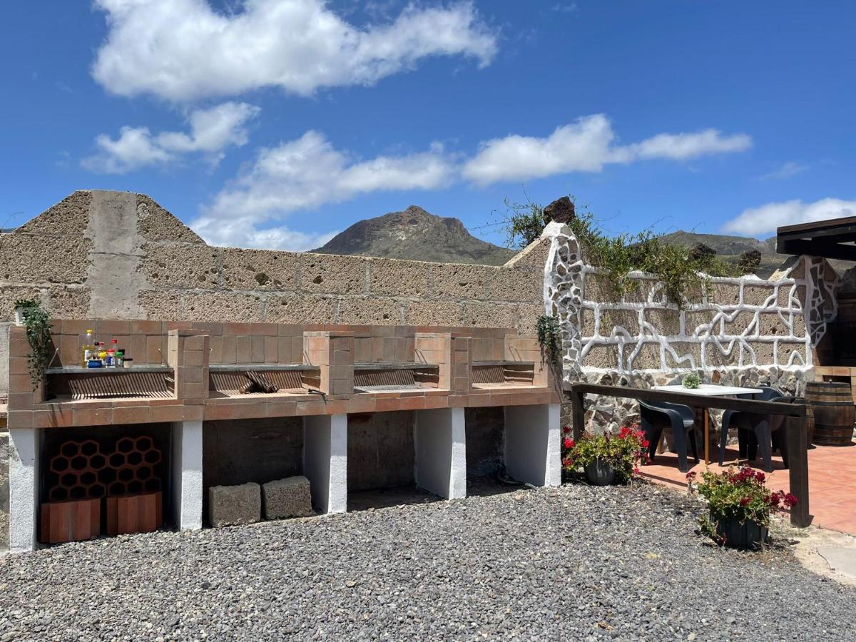 Bernegal Maday, Heated Bathtub Piscina Y Jardin Holiday home