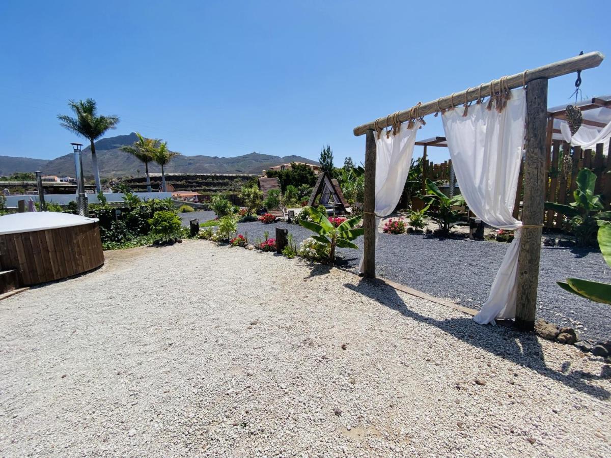Bernegal Maday, Heated Bathtub Piscina Y Jardin * Buzanada